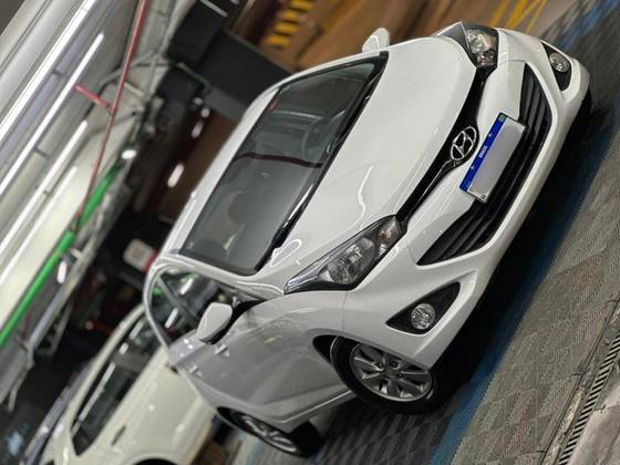 HYUNDAI HB20 1.6 COMFORT PLUS 16V FLEX 4P AUTOMÁTICO